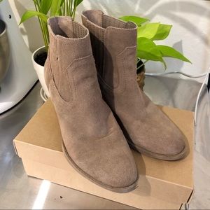 Dolce Vita booties